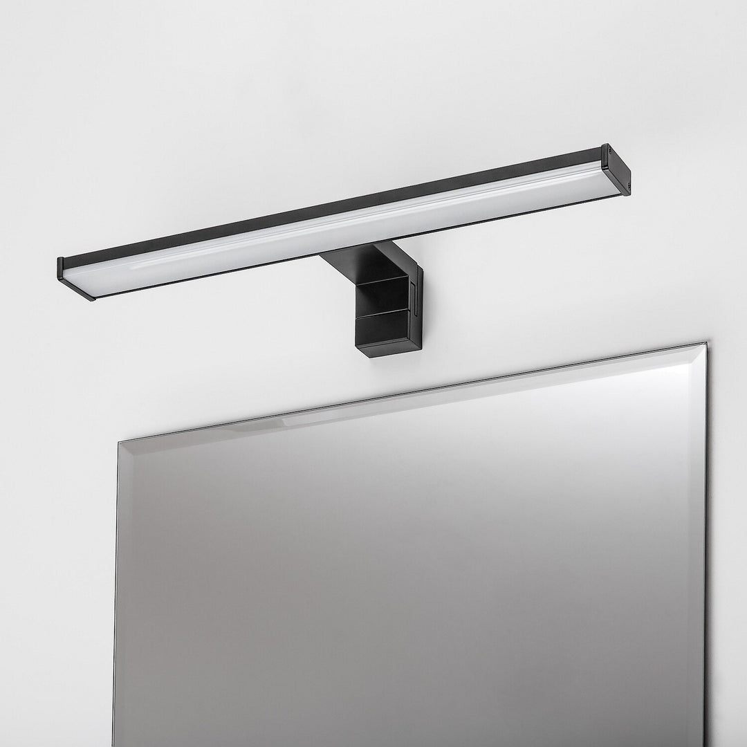 Kúpeľňová nástenná lampa, Seyra, LED 8 W, 4000 K, 650 lm, dĺžka 40 cm, čierna, IP44, 75112