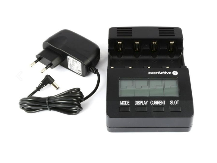 everActive NC-3000 AA AAA - riadený mikroprocesorom s meraním kapacity