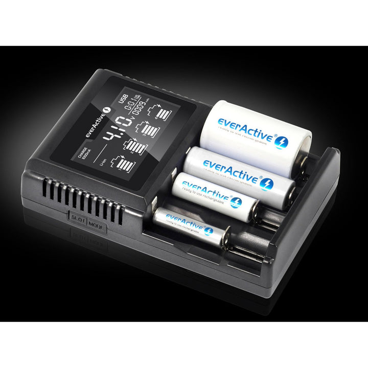 Nabíjačka pre cylindrické akumulátory Li-ion a Ni-MH everActive UC-4000