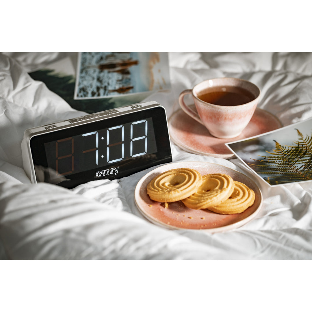 Rádiobudík Camry CR 1156 AM a FM frekvencia LED displej
