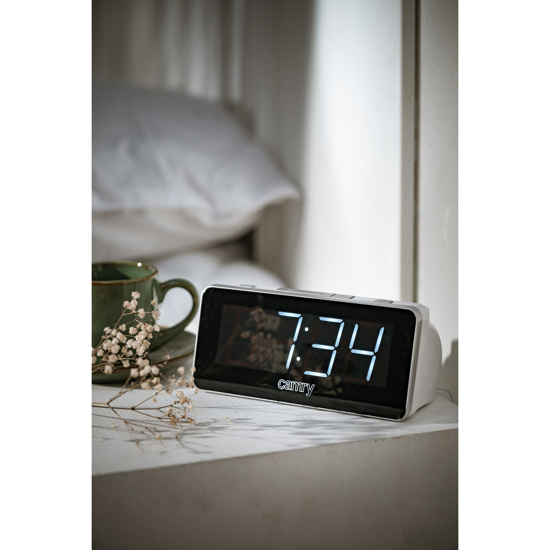 Rádiobudík Camry CR 1156 AM a FM frekvencia LED displej